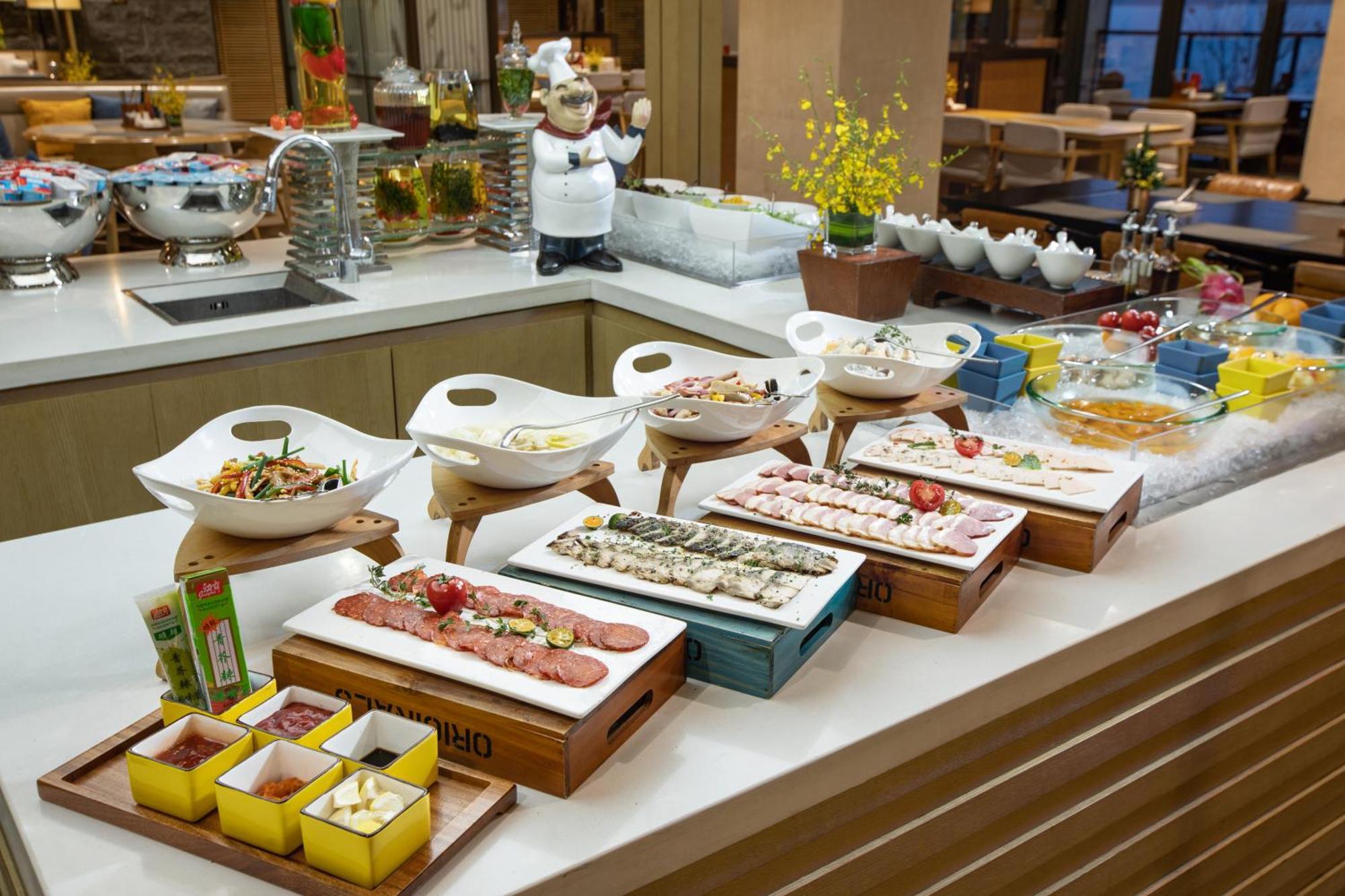 voco千岛湖阳光大酒店 Chun'an 外观 照片